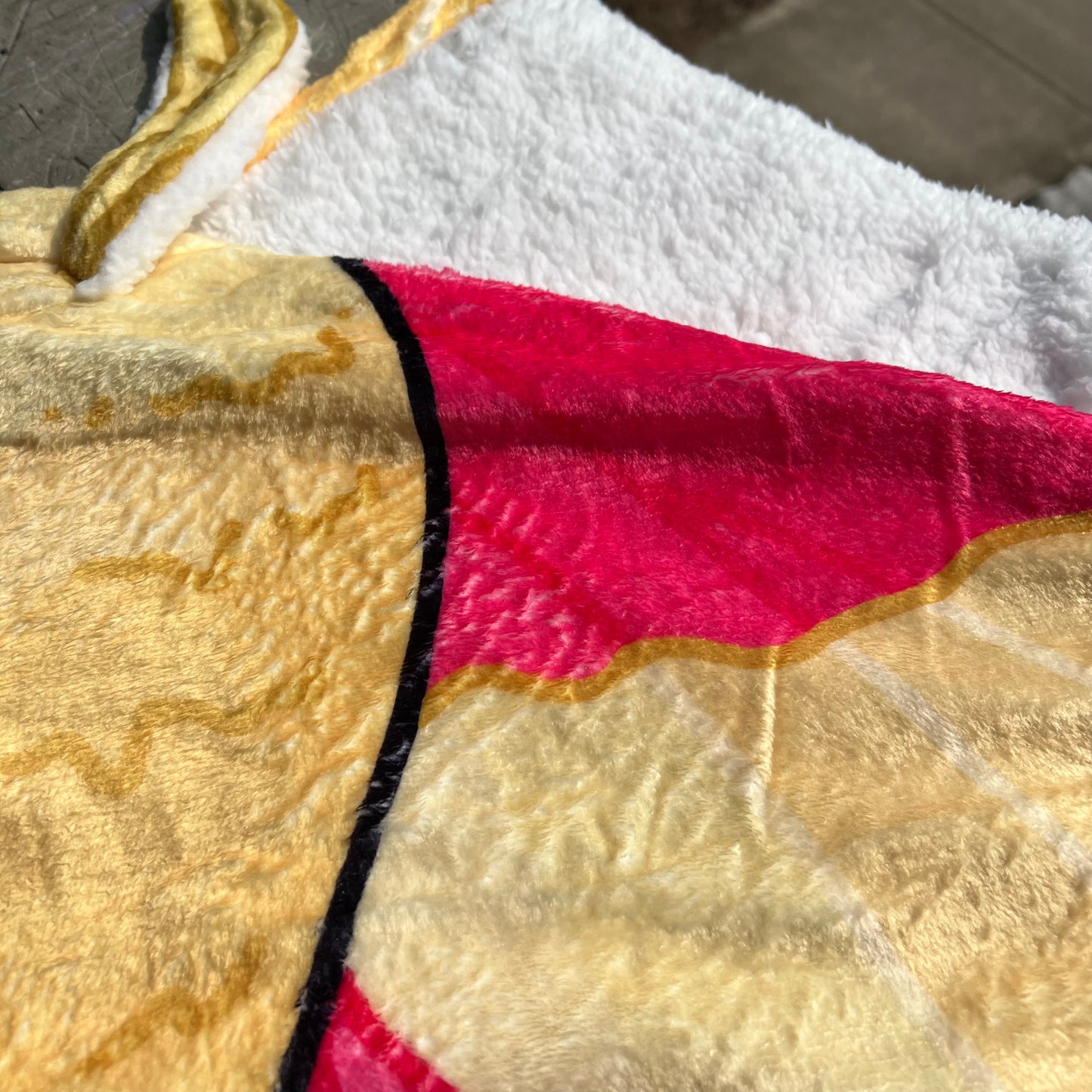 Rosy Maple Moth Decorative Throw Blanket